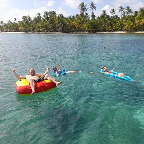 Water sports near Perro Chico island